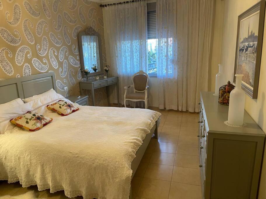 Stylish Central Apartment Tiranë Eksteriør bilde